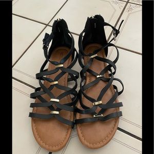 Women’s sandals